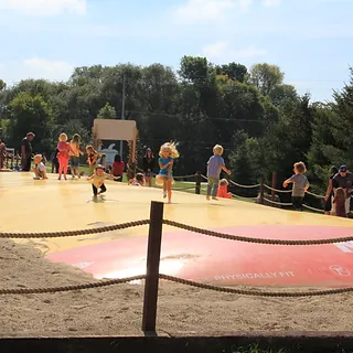 Jumping_pillows